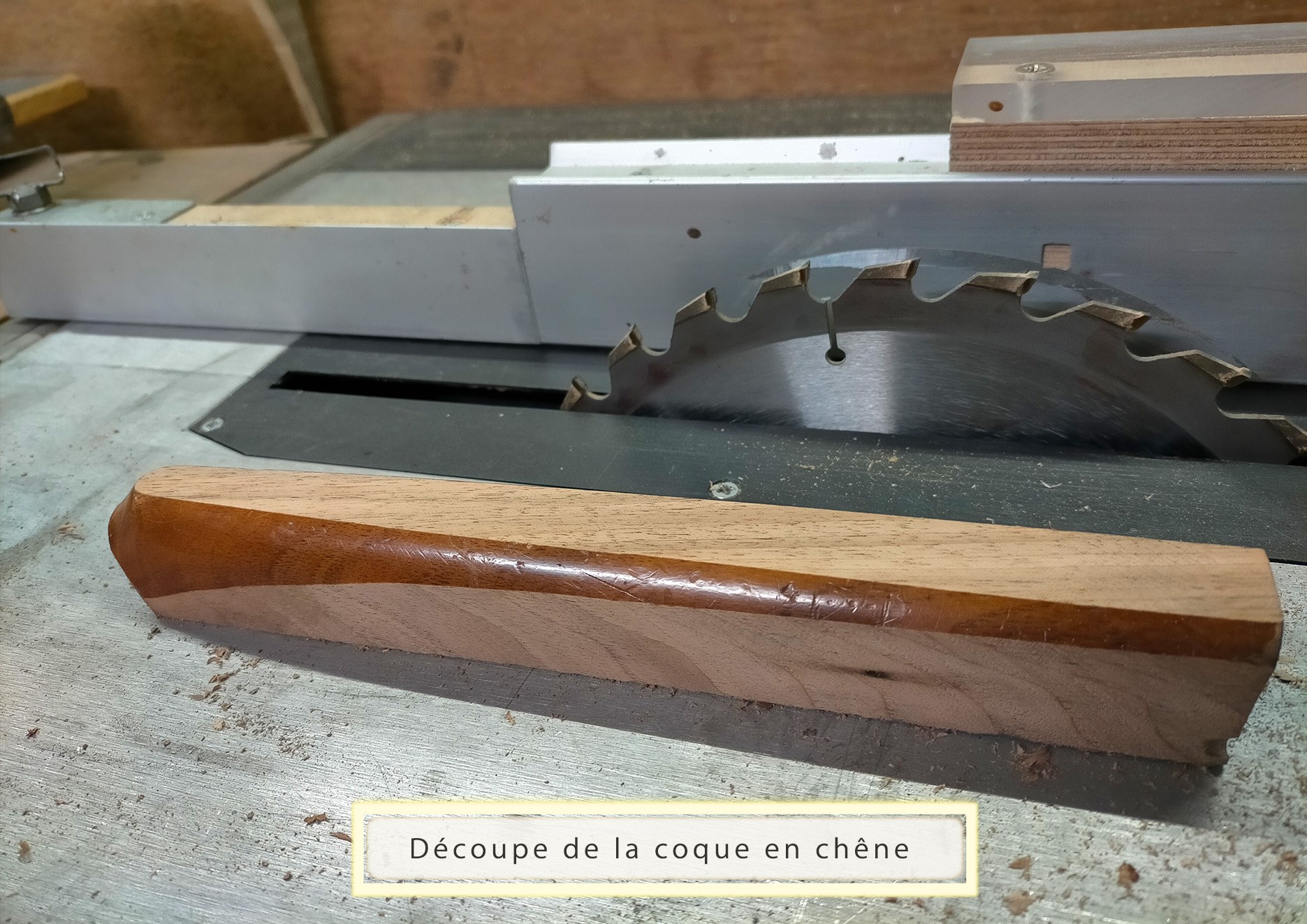 Premières découpe coque en bois