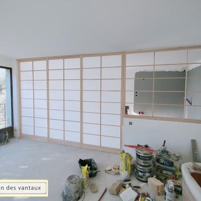 Installation des toiles de riz, rails et vantaux